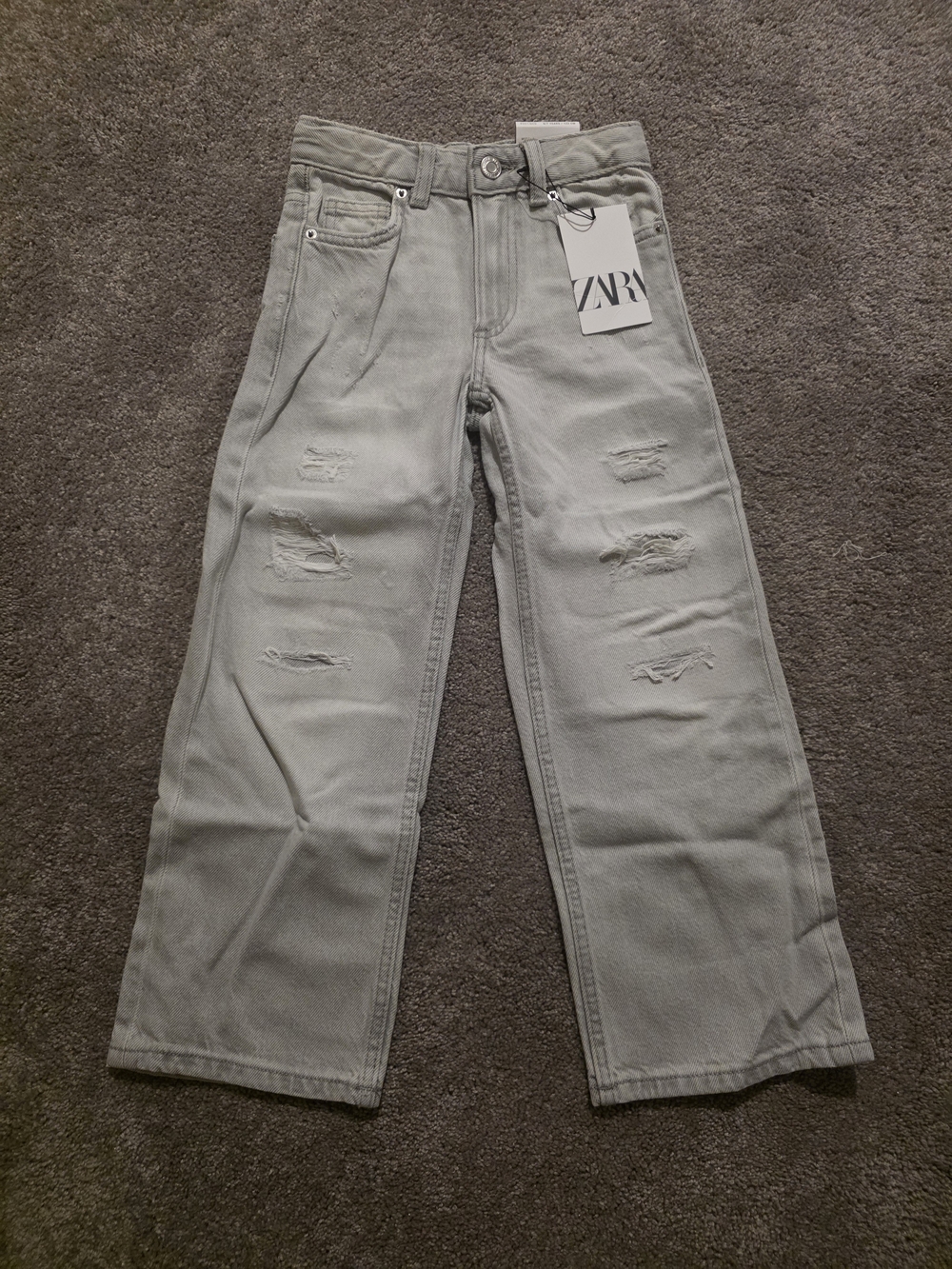 ZARA Kid's Light Gray Distressed Straight Jeans sz 6/7 (122 cm)